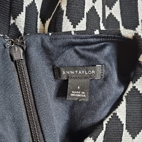 Ann Taylor Black & White Geometric Sleeveless Stretch Midi Dress Sz 6 - Picture 9 of 11